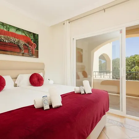 2 Bedroom Next To The In Elviria, *